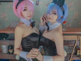 黑丝兔女郎雷姆+拉姆COSPLAY福利图片合集