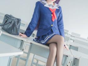 蓝色制服长腿黑丝美女霞之丘诗羽学姐图片合集