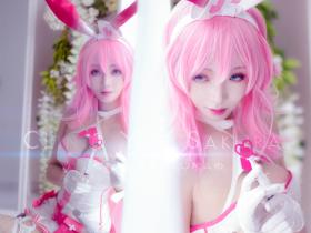 高清粉色系萝莉御姐动漫护士装八重樱Cosplay 头上小耳朵好看吗?