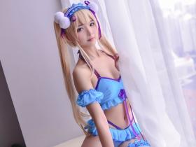 路人女主的养成记 性感美女长筒袜双马尾好看吗?是你主角吗?