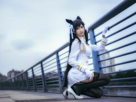 碧蓝航线中很火的黑丝Cosplay角色 都是性感大长腿小姐姐