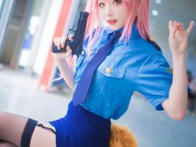 高清长腿黑丝心肝吊带袜制服猫耳女cosplay图片 准备好了吗?