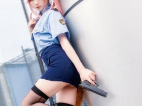 高清性感长腿黑丝粉头发猫耳女警cosplay图片合集