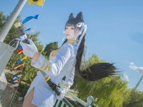 碧蓝航线御姐獒犬性感蕾丝边黑丝吊带袜小姐姐Cosplay美女图片