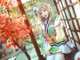 漂亮小姐姐Cosplay白丝腿袜LOVELIVE南小鸟高清图片 美极了